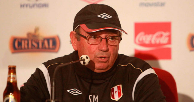 Sergio Markarián, director técnico de la selección de fútbol de Perú. Foto: EFE