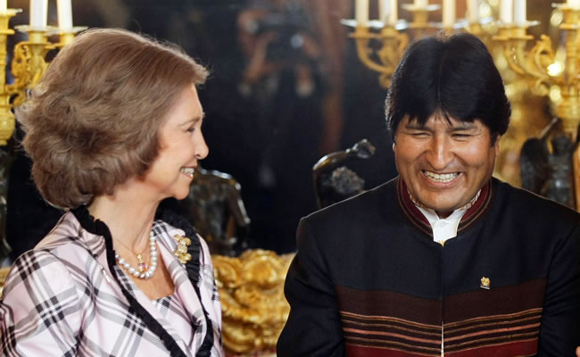 Reina Sofia y Presidente Boliviano, Evo Morales. Foto: EFE
