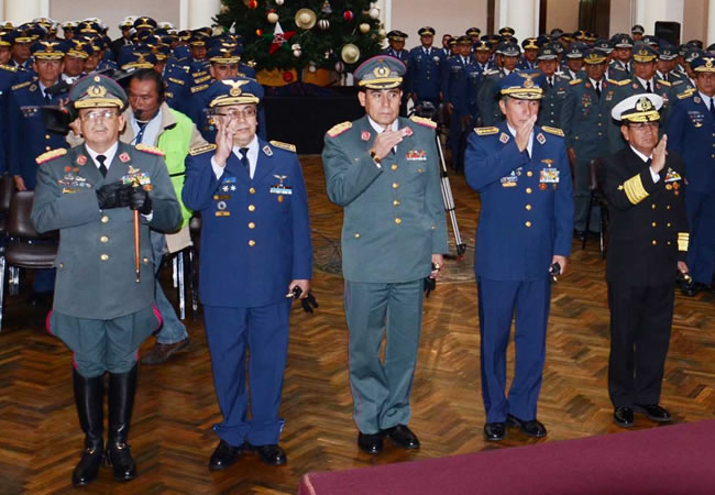 Presidente Morales posesiona al nuevo al Mando Militar en Palacio de Gobierno. Foto: ABI