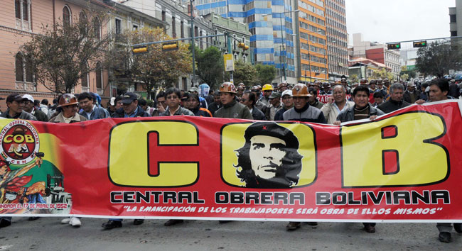 Manifestación de la Central Oberra Boliviana (COB). Foto: ABI