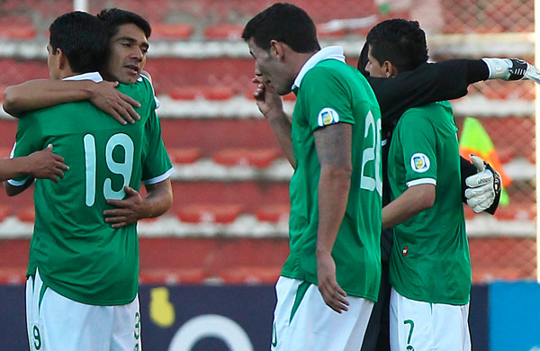 Jugadores de la selección boliviana en octubre de 2012. Foto: EFE