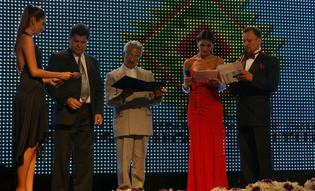 Gala del Premio Plurinacional Eduardo Abaroa del año 2012, realizada en la ciudad de Santa Cruz de la Sierra. Foto: ABI