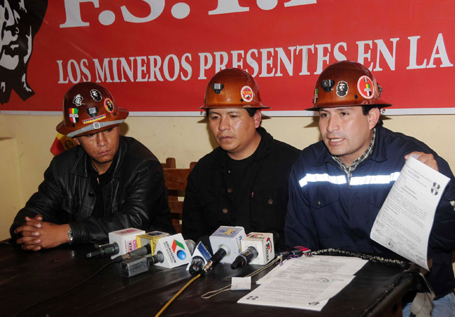 Dirigentes de la Central Obrera Boliviana (COB). Foto: ABI