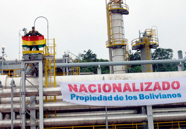 1º de mayo de 2006, fecha en que se nacionalizaron los hidrocarburos en Bolivia. Foto: ABI