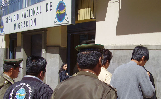 Servicio de Migración de Bolivia. Foto: ABI