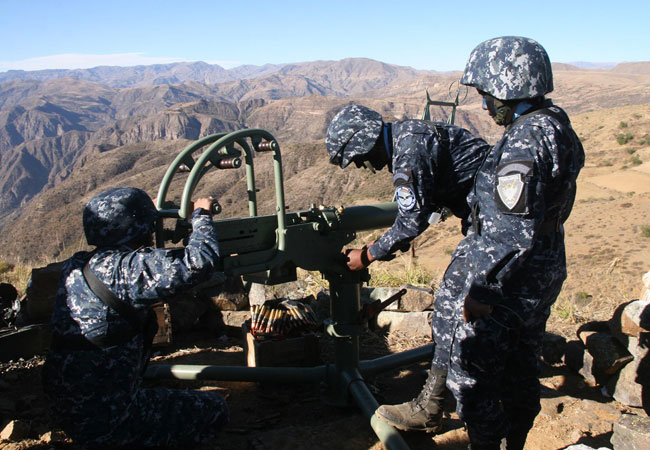 Ejercicio militar "Sumaj Wayra-1" en la zona de Arampampa, Potosí. Foto: ABI