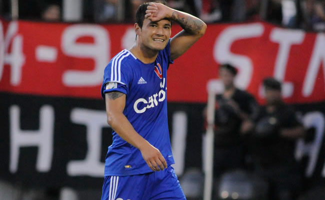 Charles Aránguiz, de la Universidad de Chile, no estará en el debut de su equipo en la Copa Sudamericana 2013. Foto: EFE