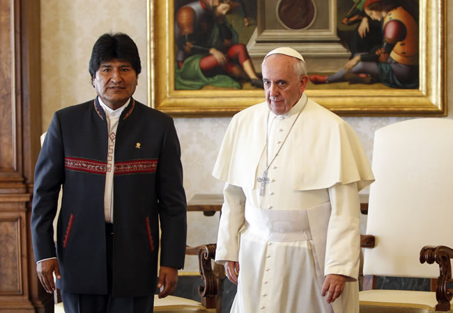 Presidente Evo Morales se encuentra con el Papa Francisco. Foto: ABI