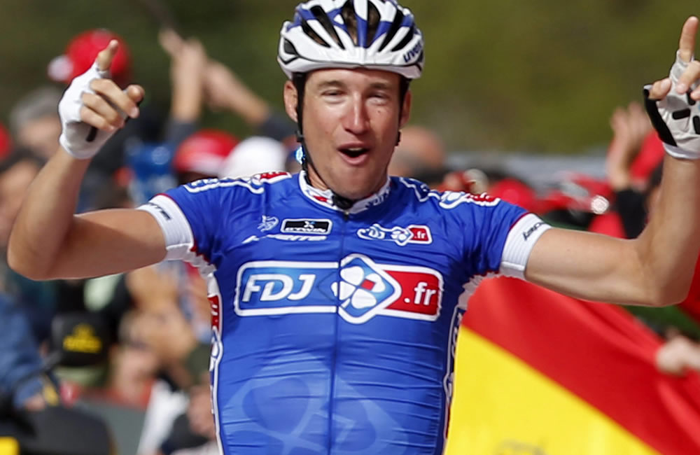 El francés Alexandre Geniez (Francaise) se ha impuesto en solitario en la etapa reina de la Vuelta a España. Foto: EFE