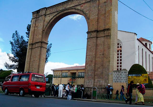 Frontis del Cementerio General en la ciudad de La Paz. Foto: ABI