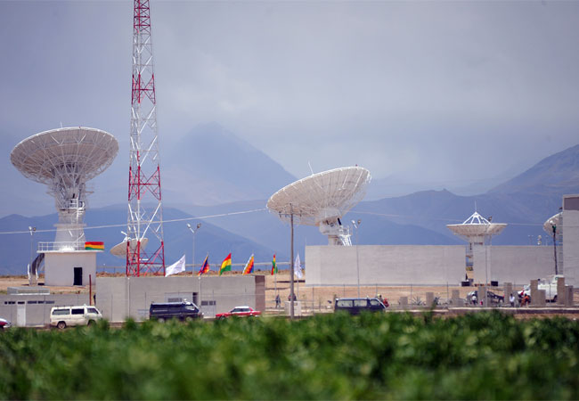 Estación terrena de control del satélite de Amachuma. Foto: ABI