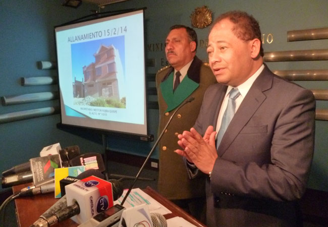 Carlos Romero, ministro de Gobierno, en conferencia de prensa, confirmó la aprehensión del sub alcalde del Distrito 14 de la ciudad de El Alto, Néstor Yujra Quispe. Foto: ABI