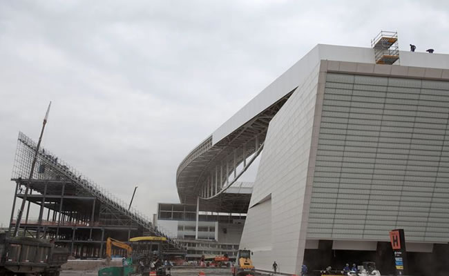 Vista de una parte de las obras del estadio Arena Corinthians. Foto: EFE