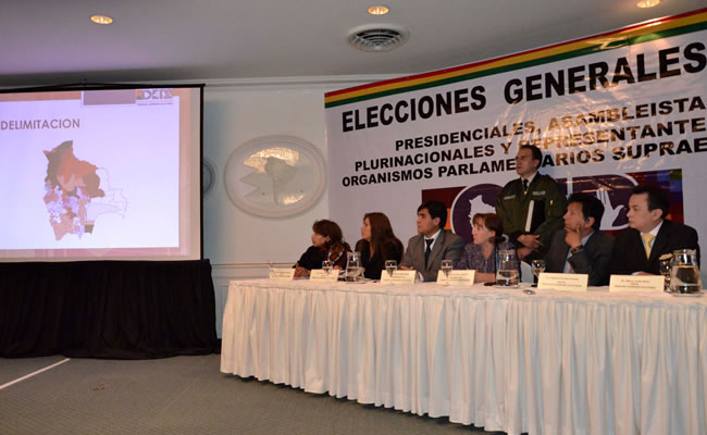 El TSE presentó la nueva delimitación de circunscripciones uninominales. Foto: ABI