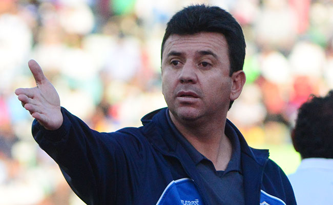 Al finalizar el torneo Clausura, el técnico Julio César Baldivieso dejó San José y se unió a la dirección de Wilstermann en Cochabamba. Foto: ABI