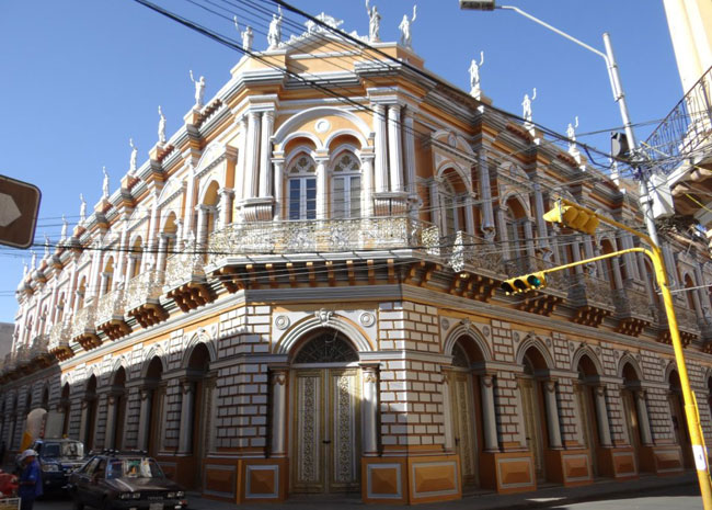 La Casa Dorada, uno de los principales atractivos turísticos de la ciudad de Tarija. Foto: ABI
