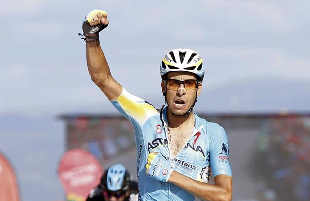 El ciclista italiano del equipo Astana,Fabio Aru,se ha proclamado el vencedor de la decimoctava etapa. Foto: EFE