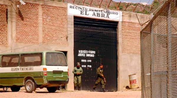 Frontis del recinto penitenciario "El Abra" en Cochabamba. Foto: ABI
