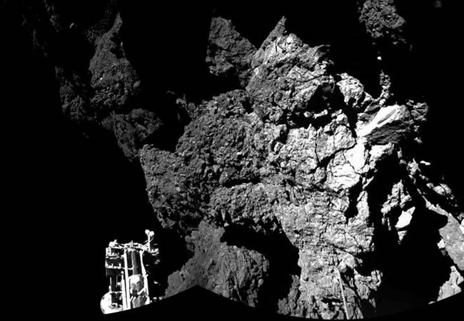 El módulo Philae sigue activo sobre la superficie del cometa tras aterrizar. Foto: EFE