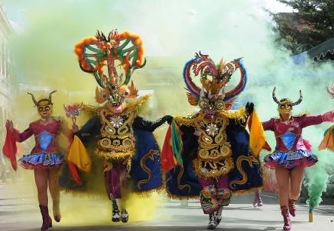 Danza de la diablada en carnaval de Oruro. Foto: ABI