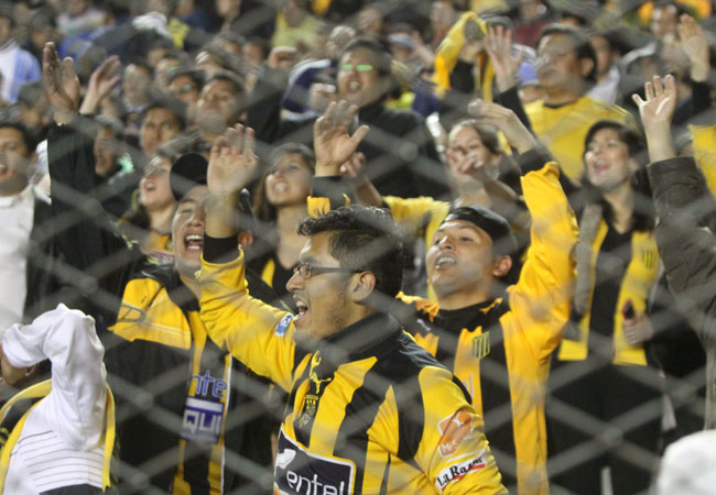 Los atigrados quieren ser el primer equipo boliviano en sortear la ronda de repechaje de la Copa Libertadores. Foto: ABI