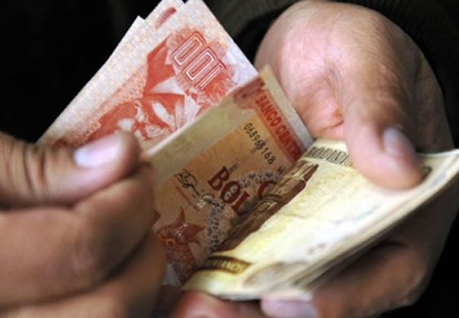 Dinero  Boliviano. Foto: ABI