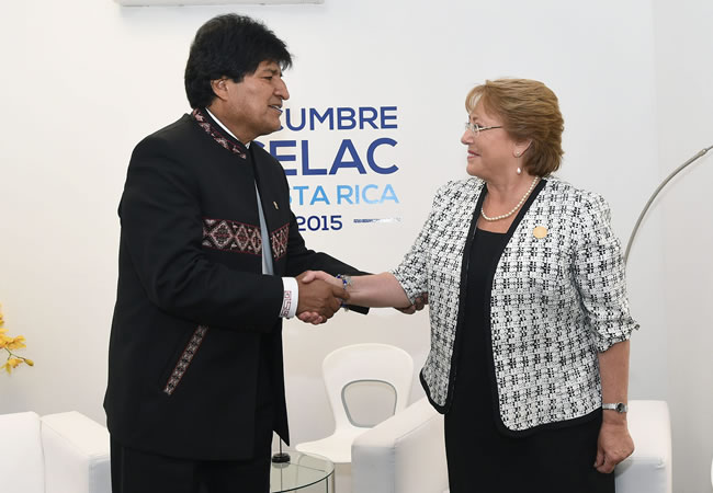 Presidenta de Chile, Michelle Bachelet y Presidente Evo Morales. Foto: EFE