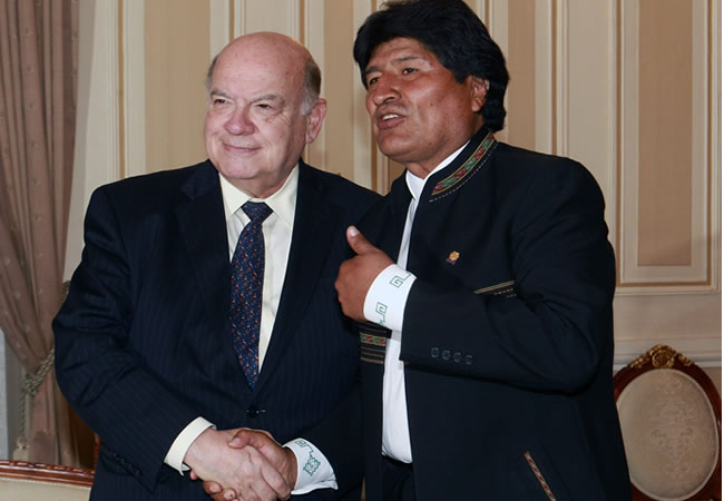 El presidente de Bolivia, Evo Morales y Secretario de la OEA el chileno José Miguel Insulza. Foto: EFE