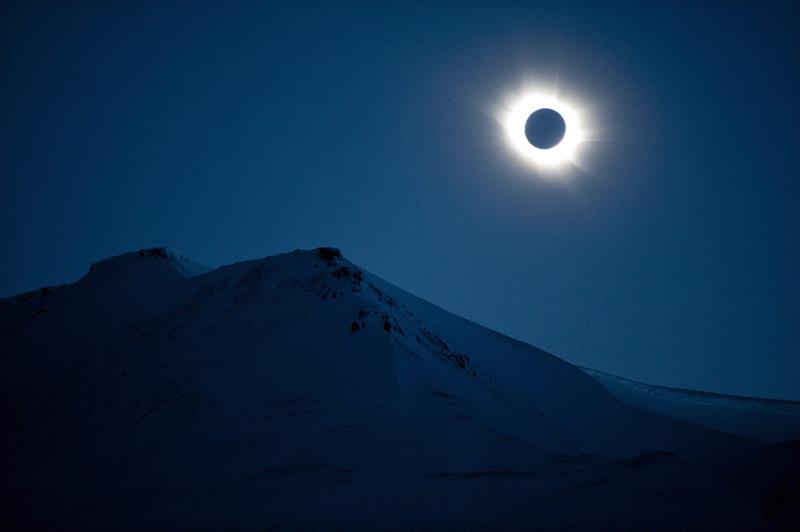 Así se vivió el eclipse solar en diferentes partes del mundo. Foto: EFE