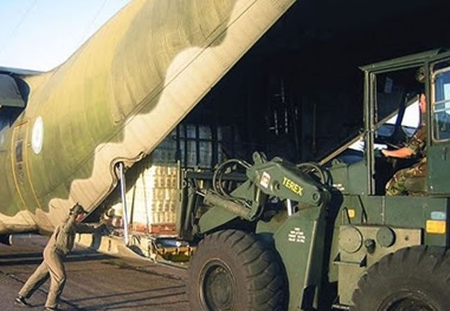 Avión carguero boliviano salio rumbo a Chile con 46 toneladas de ayuda humanitaria. Foto: ABI