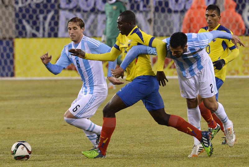 La Selección Argentina le ganó a Ecuador y toma confianza para la Copa América. Foto: EFE