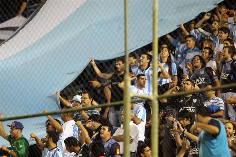 Racing cayó ante Guaraní y postergó sus aspiraciones de clasificación a los octavos de la Libertadores. Foto: EFE