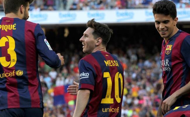 Lionel Messi por poco hace el tercer gol de Barcelona ante Real Sociedad. Foto: EFE