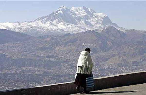 Horario de invierno en las ciudades La Paz y El Alto. Foto: EFE