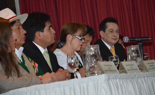 Tribunal Electoral suspende a Paredes y Zegarra e inicia proceso disciplinario. Foto: ABI