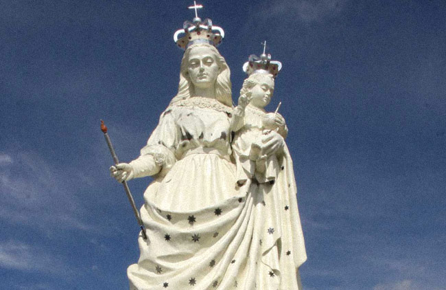 Monumento de la Virgen del Socavón en Oruro. Foto: ABI