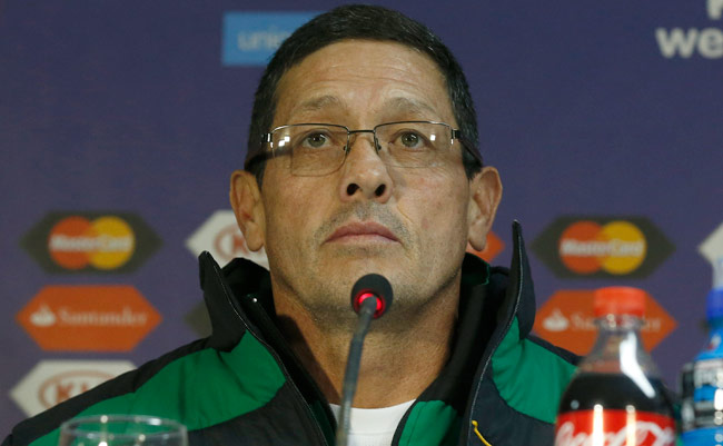 El entrenador de la selección nacional de fútbol de Bolivia Mauricio Soria. Foto: EFE