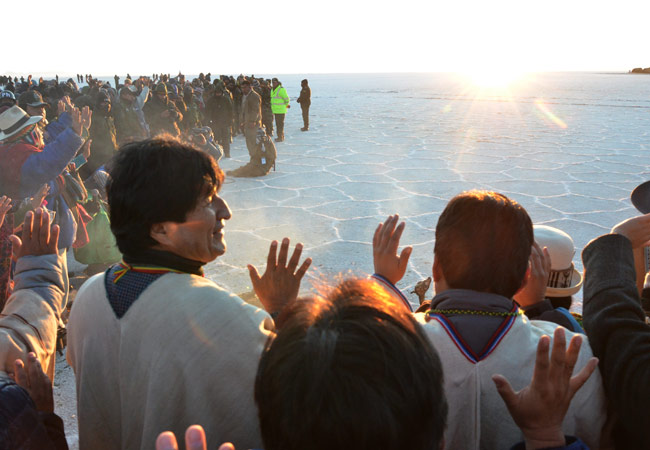 El presidente Evo Morales en el recibimiento del primer amanecer del año 5523 (solsticio de invierno). Foto: ABI