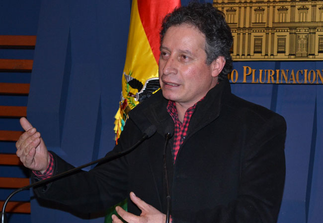 Ministro de Mineria Cesar Navarro. Foto: ABI