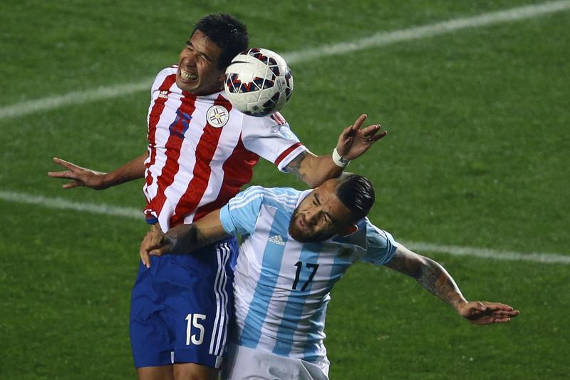 Argentina goleó a Paraguay y jugará la final ante Chile. Foto: EFE