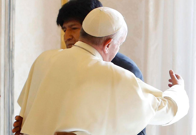 Encuentro del papa Francisco con el presidente Evo Morales en la Ciudad del Vaticano en septiembre de 2013. Foto: EFE
