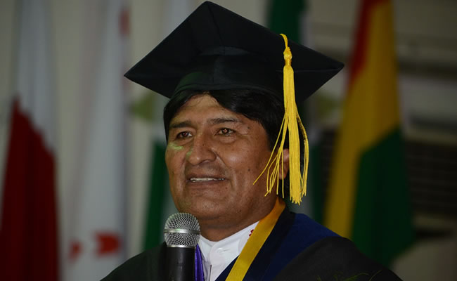 Evo Morales recibe dos títulos "honoris causa". Foto: ABI