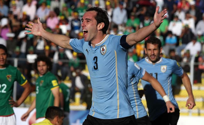 Uruguay derrota a Bolivia en La Paz. Foto: EFE