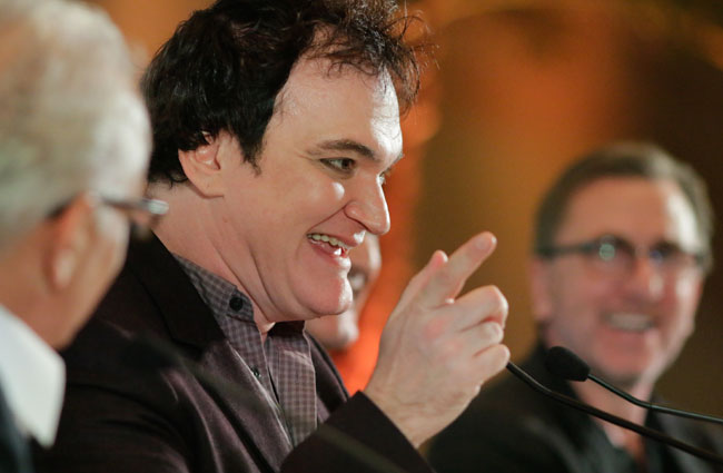 Quentin Tarantino (i) habla junto al actor Tim Roth (d) en la presentación de la película "Los 8 Odiados" en Sao Paulo (Brasil). Foto: EFE