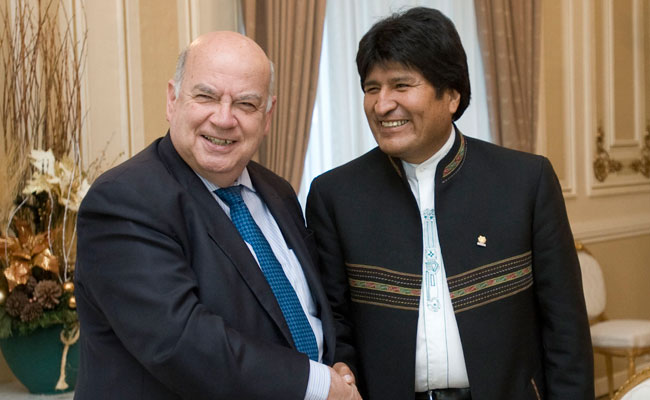 Encuentro entre el presidente Evo Morales y José Insulza, en ese entonces, Secretario General de la OEA, el año 2012. Foto: ABI