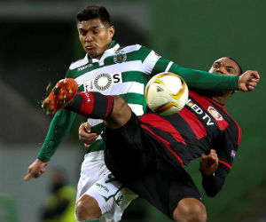 Sporting Lisboa cedió terreno tras perder ante el Bayer Leverkusen