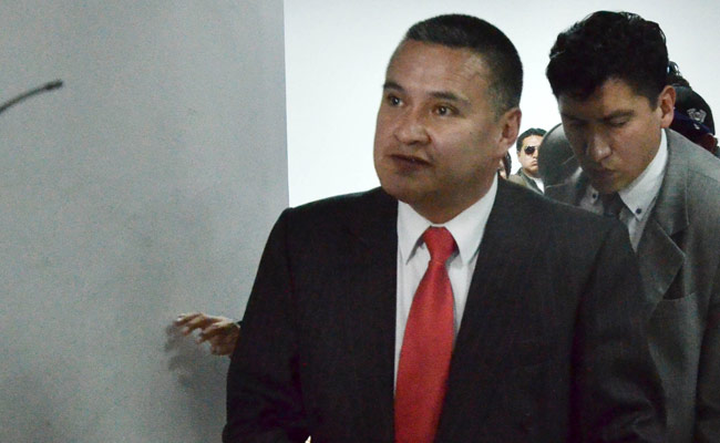 El abogado Eduardo León cuando fue detenido por el caso del hijo de Evo Morales y Gabriela Zapata. Foto: ABI