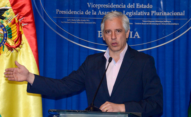 Álvaro García Linera durante una conferencia de prensa. Foto: ABI