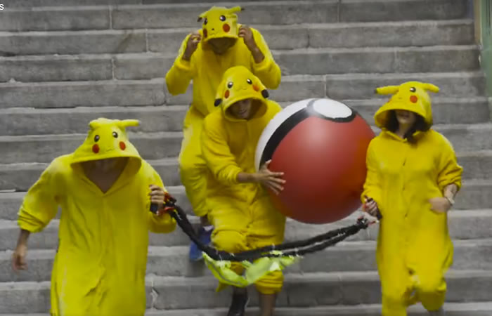 Jóvenes hacen broma a jugadores de Pokémon Go. Foto: Facebook