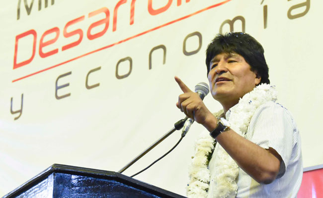 El presidente Evo Morales realiza un discurso en la ciudad de Cochabamba. Foto: ABI